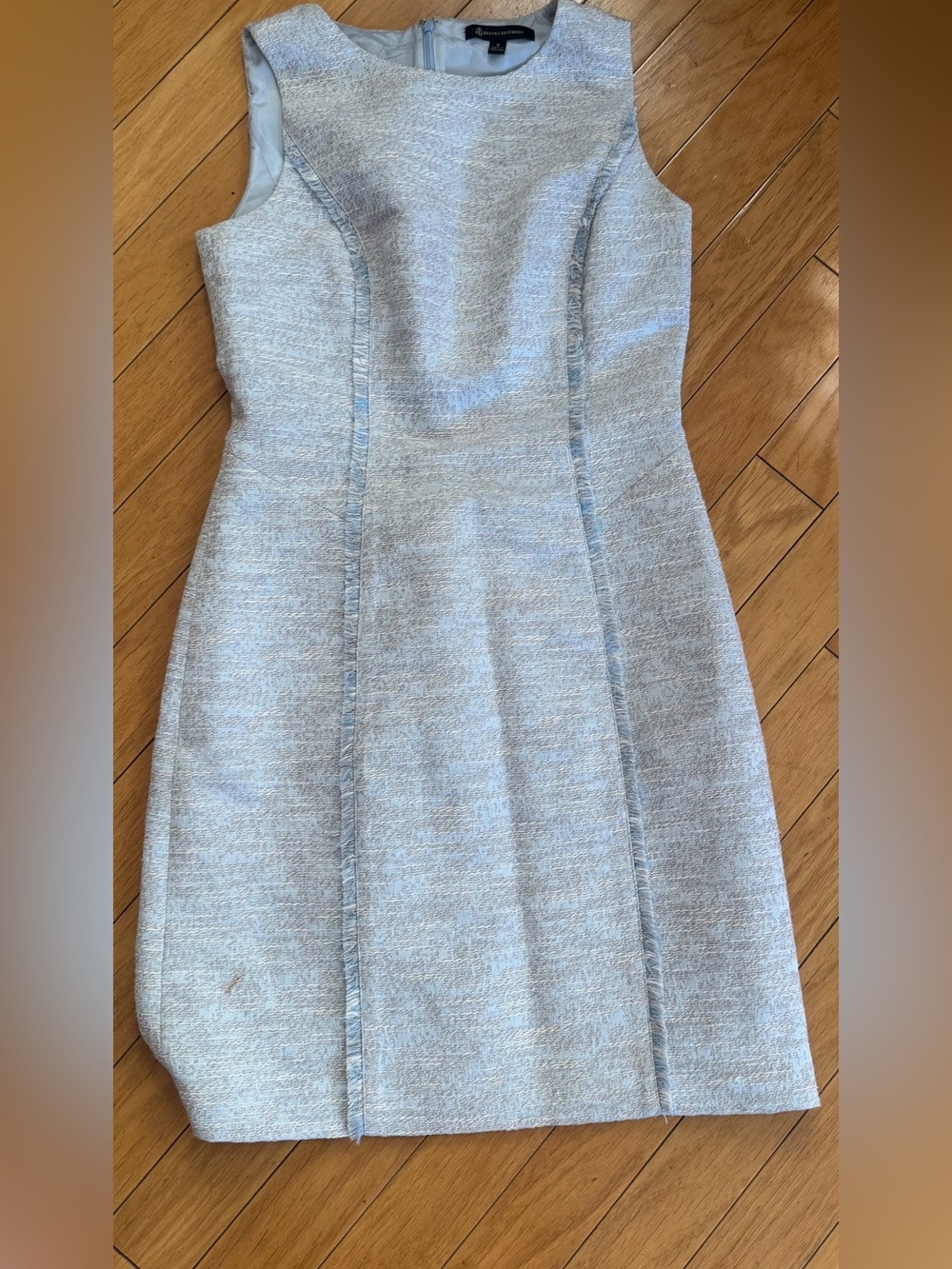 Brooks Brothers Sleeveless Light Gray Sheath Dress